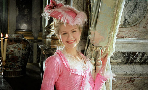 Kirsten Dunst - Marie Antoinette Here's the tracklist: