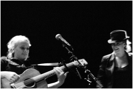 Ane Brun, Zurich, 12 April 2005 - photo by Dragan Nikolic, Fribourg / Zürich, Switzerland