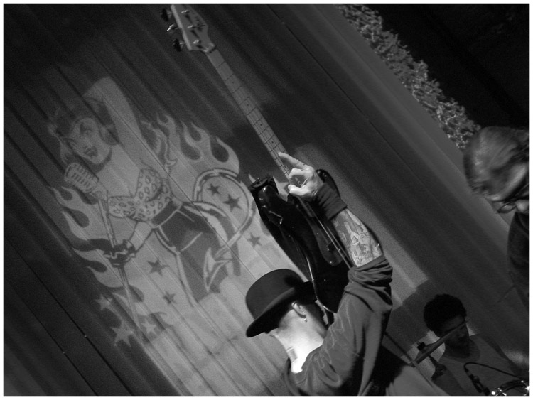 mascotte-karaoke-from-hell